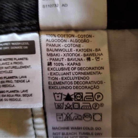 Levi 501 Original Black Distressed Denim Festival Shorts Women’s Size 26 - Picture 6 of 9